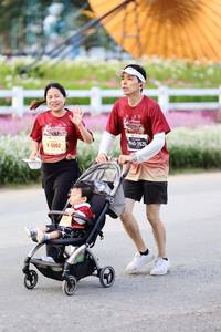 BIB: 
                            <button type="button" onclick="openModal(27854342)" class="btn btn-primary btn-sm float-right btn-popup" data-toggle="modal" data-target=".modal-high-quality">
                        <i class="fas fa-shopping-cart"></i> Add to Cart
                    </button>
                                            <button type="button" onclick="isThisMe(27854342, true)" class="btn btn-success btn-sm float-right btn-popup btn-isme hidden" data-toggle="tooltip" data-placement="bottom" title="นี่คือรูปของคุณใช่ไหม คลิกที่นี่เพื่อเอาเข้าอัลบั้ม">
                        <i class="fas fa-plus"></i> Add to album
                    </button>
                    <button type="button" onclick="isThisMe(27854342, false)" class="btn btn-warning btn-sm float-right btn-popup btn-isnotme hidden">
                        <i class="fas fa-ban"></i> Remove from album
                    </button>